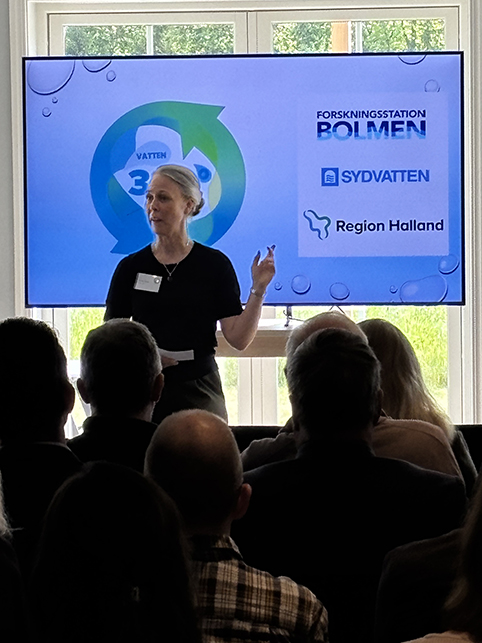 Victoria Vollert moderarar vattenkonferensen Vatten 360 - 2025